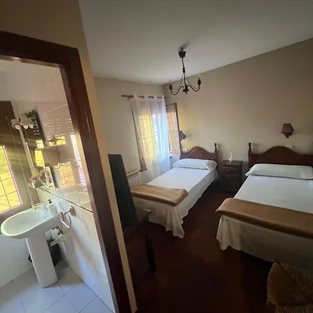 Hostal Sabor Fusion La Pradera de Navalhorno